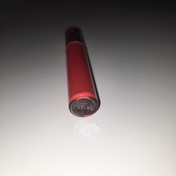 Charlotte Tilbury Studio- Latex Love - Picture 2 of 3